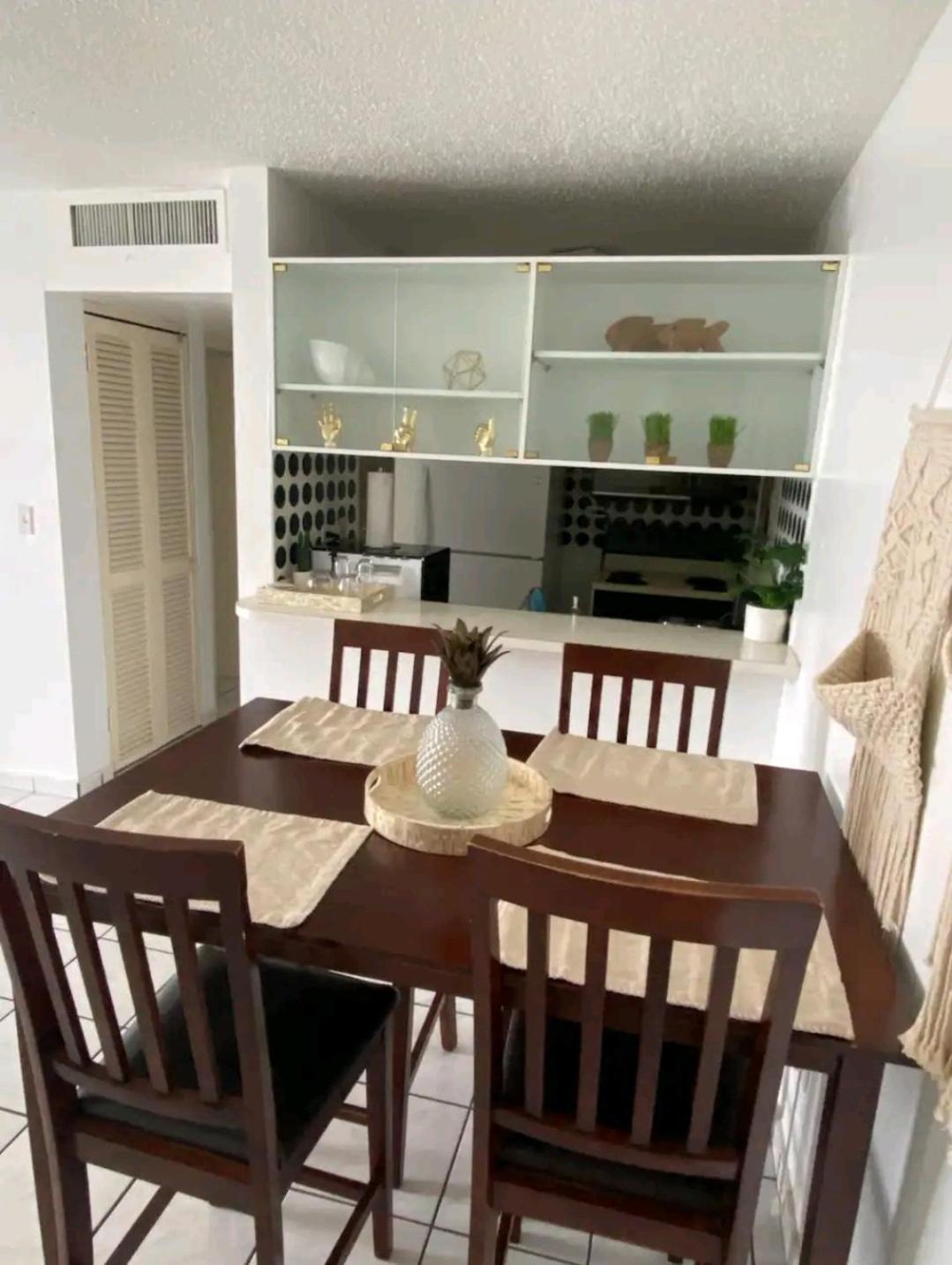 Marbella Apartments San Juan Eksteriør bilde